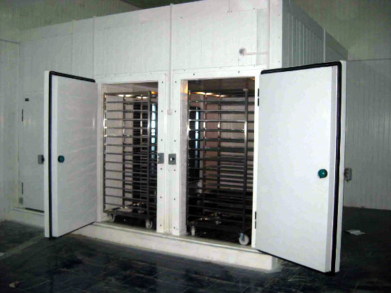 Ремонт промышленных холодильников в Серпухове с выездом | Вызов мастера по холодильникам на дом